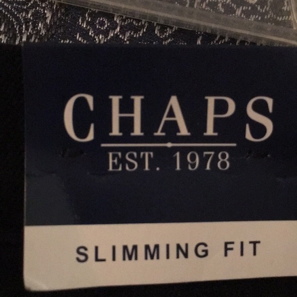 NWT black slimming jeans - Picture 3 of 7